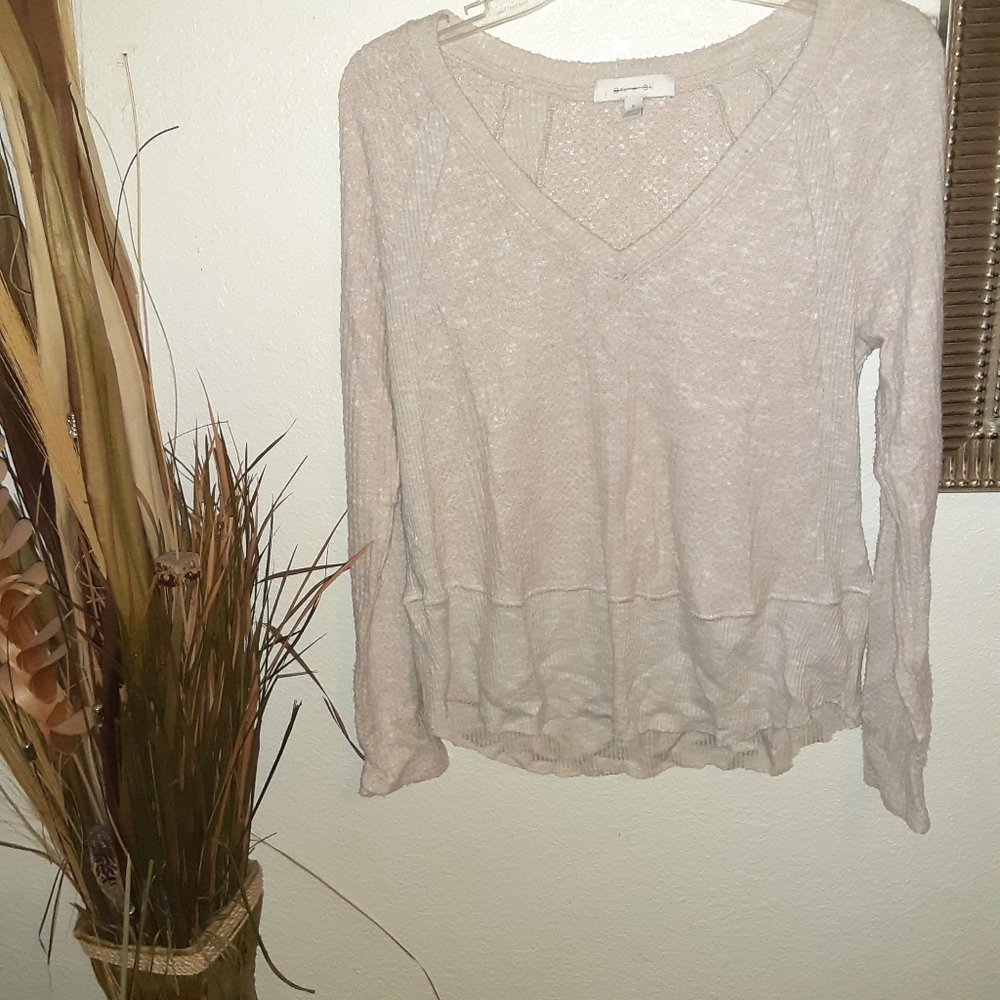 Eri+ Ali beige sweater size small
